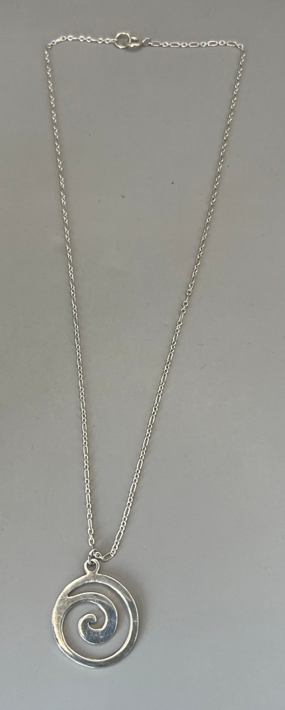 Sterling Silver Spiral Pendant Necklace, 16” (U6)