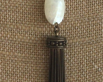 Nácar, Collar de borlas tono latón oscurecido, Vintage, 16"-18", "Express" (AH9)