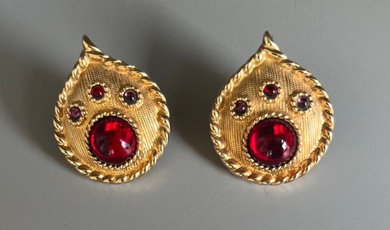 Reserve for C.  Swarovski Red Crystal, Gold tone … - image 1