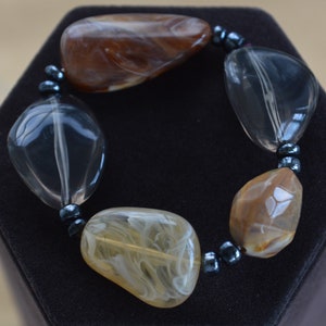 Faux Stone, Plastic, Brown, Yellow, Gray Elastic, Stretch Bracelet, Vintage (K8)