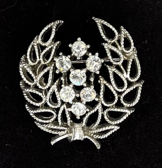 LISNER Clear Rhinestone, Silver tone Laureate Bro… - image 1