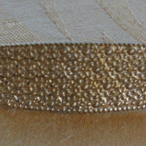 Gold tone Oval Hair Barrette, Hair Clip, Vintage (Y3)