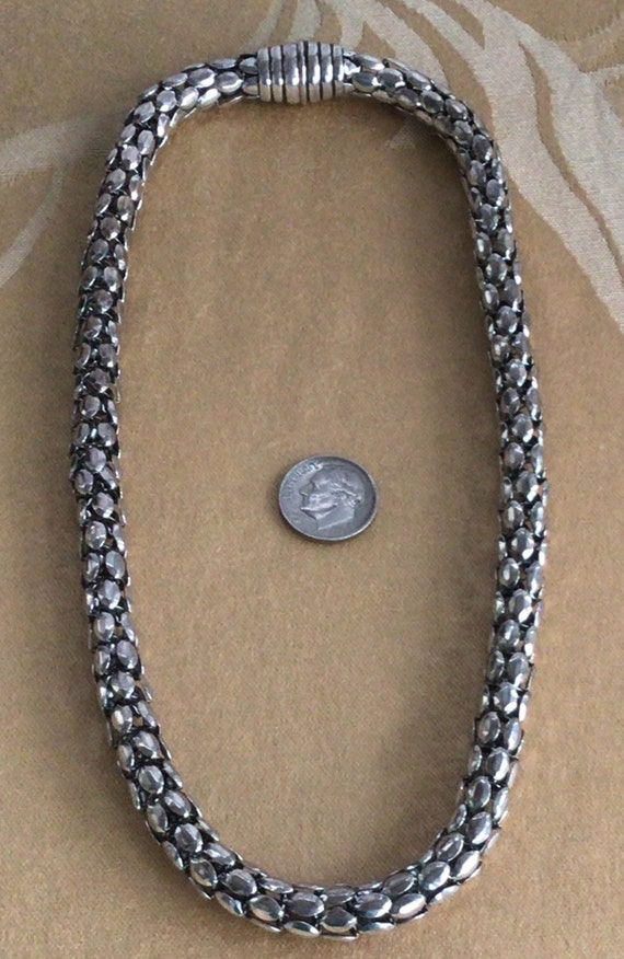 Silver tone Rounded Cobra pattern Chain Necklace,… - image 4