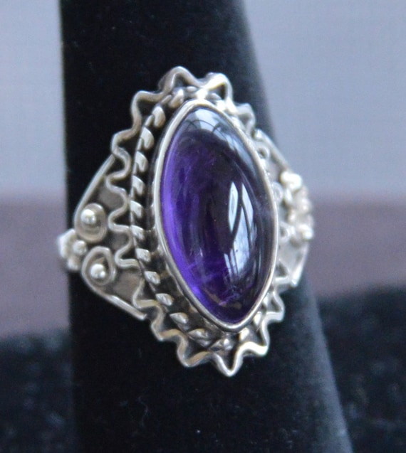 Purple thin band ring made of 925 sterling silver small round gem black ring box 