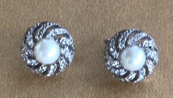 White Faux Pearl, Rhinestone, Faux Marcasite Butt… - image 2