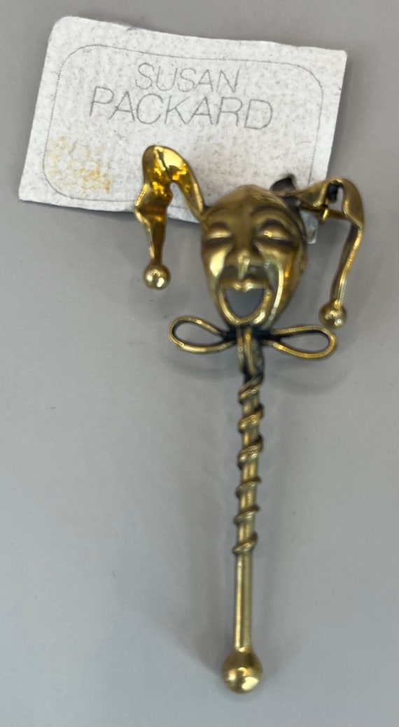 Artisan Brass Jester Brooch, Pin, Vintage (AK1)