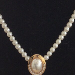 Faux Pearl, Rhinestone Pendant Pearl Necklace, 17-1/2” (X1)