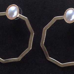 PIERCED EARRINGS Faux Pearl, Gold tone Hoop Pierced Earrings, Vintage (AG4)