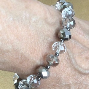 Metallic Gray, Clear Crystal Beaded Elastic Bracelet, Vintage (K6)