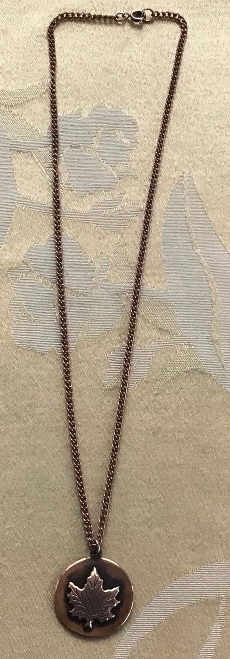 Vintage 18\u201d T7 Copper Maple Leaf Pendant Necklace Nature Autumn