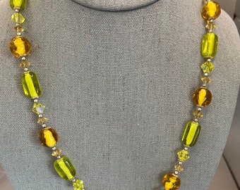 Yelliw, Green Glass Beaded Necklace, 21-1/2”, Vintage (M12)