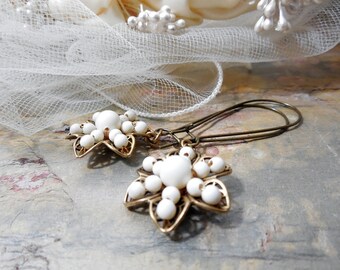 Cream Ivory Pearl Drop Bridal Earrings, Floral Filigree, Glass Pearl, Antiqued Brass, Flower Earrings, Wedding Jewelry, Summer Fashion