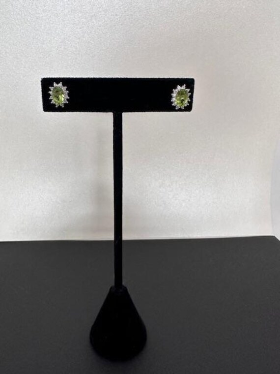 Sterling Silver Green gemstone stud earrings - image 1