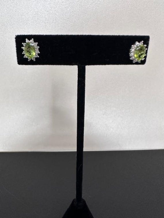 Sterling Silver Green gemstone stud earrings - image 2