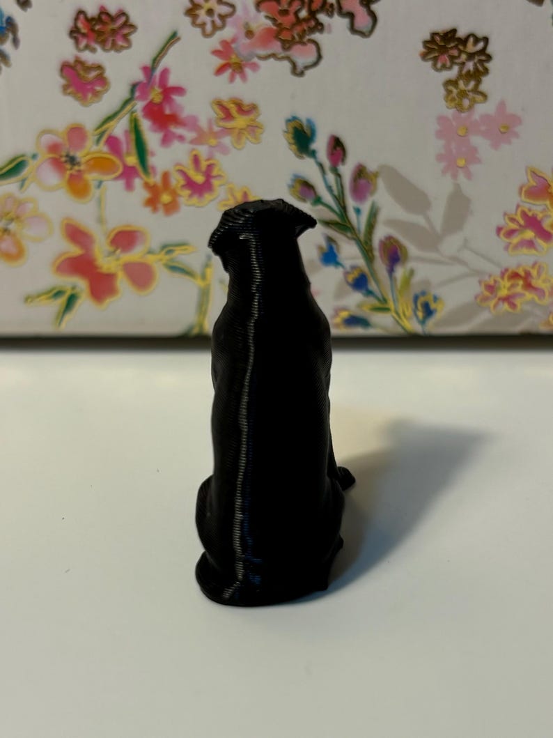 Dollhouse Miniature Sitting Labrador Dog for Doll House Animal Diffrent