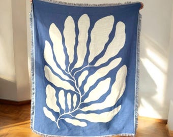 Blue Matisse Leaf Throw Blanket: Modern Woven Design