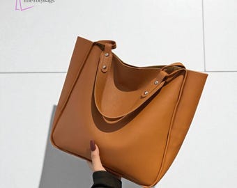 Vintage Style Leather Shoulder Bag: Large Capacity Everyday Purse