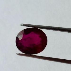2.15carats Natural Ruby light Tourmaline Gemstone Good Quality Oval shape red color tourmaline good gem for git,9x7.7x4.5MM good for jewelry