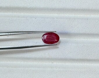 Natürlicher Rubin Oval Facettiert 1 Stück Loser Stein 7.3x10.9x3.3 MM Größe gute Farbe Chanthaburi Thailand Rubin 2.80Carats Ruby Zertifizierter Edelstein Stein