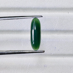 Natural Myanmar Jade Loose Gem Good quality , color, 2.15 Carats 1 piece for gift, ring, Green color 14.4x4.9x3.4MM Burma Jade
