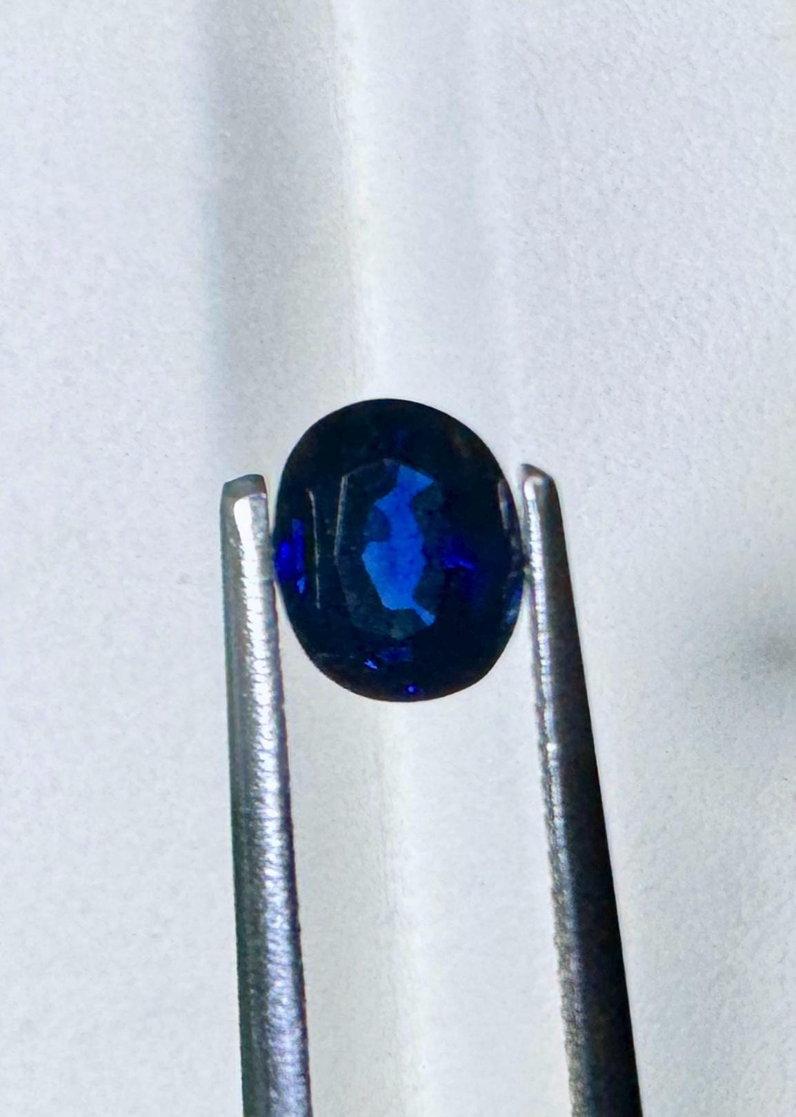 RARE !! SAPHIR BLEU DE MADAGASCAR : 7.2 mm X 4.2 mm ★★ p169