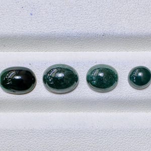 Natural Myanmar Jade Loose Gem Good quality , color,6.55 Carats 4 piece for gift, ring, Green color MIX Lot Oval 3 , ROUND 1  Burma Jade