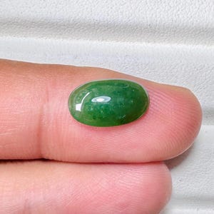 Natural Myanmar Jade  Loose Gem  Good quality , color, 3 Carats 1 piece for gift, ring, Green color Oval shape 12.8x7.7x3.6MM Burma Jade