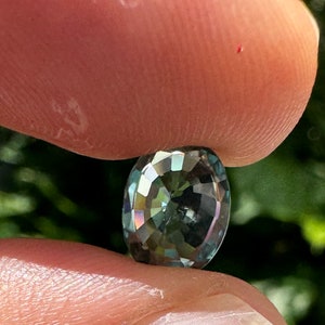 NATURALNY Żywy NEON Niebieski Cyrkon Owalny Luźny Kamień Szlachetny 2.60Cart 7x9x4 MM