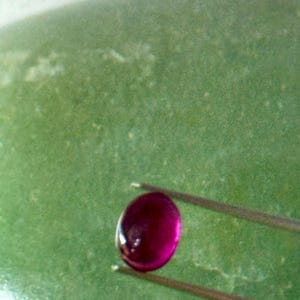 Natural Ruby Cub 1 piece Loose stone 1.55 , Carats Oval shape Ruby Certified gem stone for jewelry Making Red Ruby good color 9x7x2.7MM