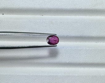 Natur Rubin Oval Facettiert 1 Stück Lose Stein 4.9x6.2x2.4 MM Größe gute Farbe Chanthaburi Thailand Rubin 0,80Karat Rubin Zertifizierter Edelstein Stein