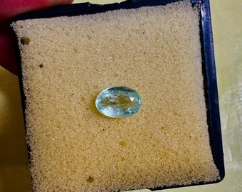 Natural Certified Emerald Loose Gemstone Green Emerald Oval shape Faceted Emerald,Ring Size Emerald Gems good Color 1pieces 8.9x6MM 1.30 CT