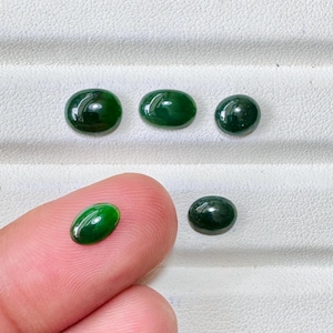 Natural Myanmar Jade Loose Gem Good quality , color, 6.25 Carats 5 piece lot for gift, ring, Green color Oval shape 7x5-9x7MM Burma Jade