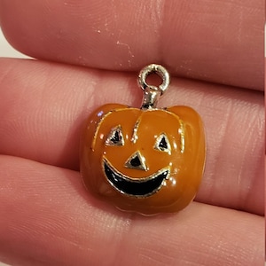 Halloween Enamel Pumpkin  JACK O LANTERN Charms