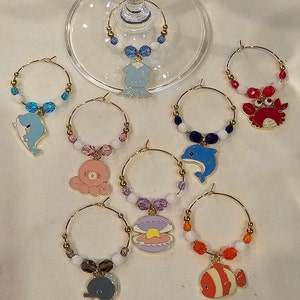 Ocean Creature Beach Set of 8  Wine charms Gold Tone