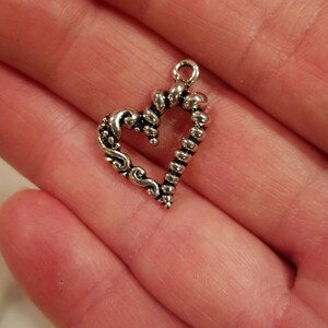Silver Tone  Heart  Braided Twisted Pattern Charms Findings 6 PC
