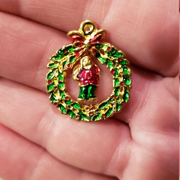 Wreath Christmas Red and Green Gold  with Dangle Santa in Center  Charms Findings Goldtone  6pc