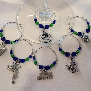 Vancouver Canucks Hockey wine charms w/pouch