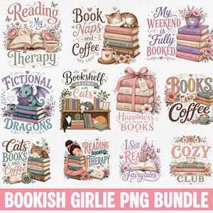 Può includere: Una collezione digitale di dodici illustrazioni a tema librario con gatti, draghi, pile di libri, tazze di caffè e accenti floreali. Ogni design include una tipografia decorativa con frasi come Reading is My Therapy e Books and Coffee.