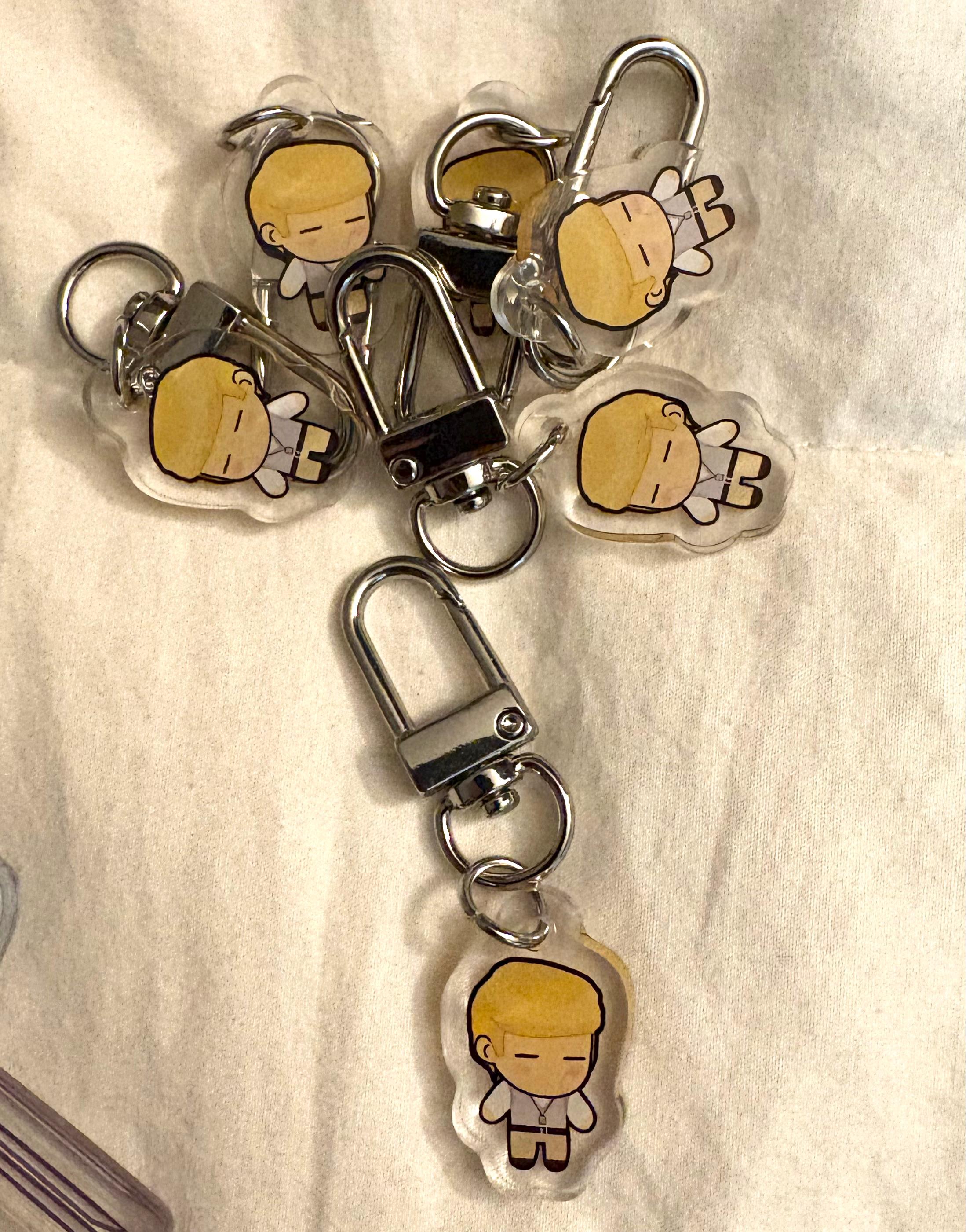 Mini Russell Adler Keychain (1 Inch) - Etsy