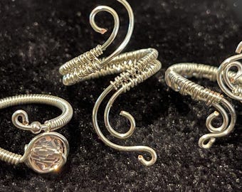 Set of 3 adjustable wire wrapped rings