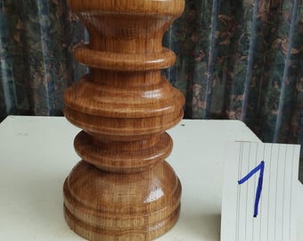 Vaas gemaakt van massief hout