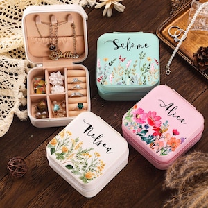 Personalized Travel Jewelry Box, Birth Flower Design, Bridesmaid Gift