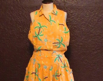 Vintage 2 Piece Skirt Set Fabulous Tropical Dress with Pockets and Palm Trees