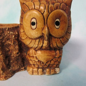 Joyful Vintage Owl and Tree Stump Planter or holder or catch-all from 1981 - looks like wood but isn't