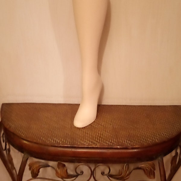 FREE Shipping- Vintage Womans Free Standing Commercial Display Mannequin Leg Below the Knee