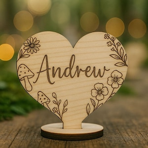 Gepersonaliseerde plaatskaart houten hart – 8 cm eiken naambord bruiloft – Woodland tafeldecor – aangepaste rustieke trouwbedankjes