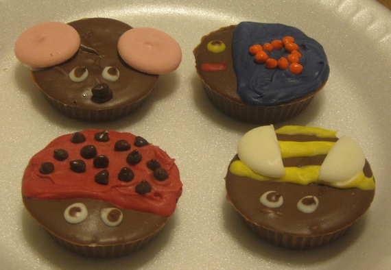 Critter cups, peanut butter or caramel cups party favors 12 count
