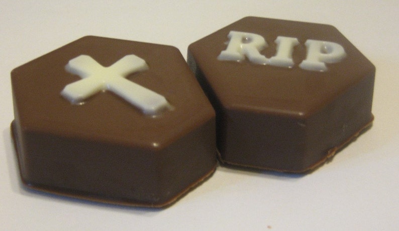 Tombstone cross and rip chocolate covered oreo sandwich cookies party favors image 4