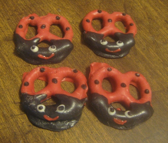 2 Dozen Ladybug Design Chocolate Covered Pretzels Party Favor - Etsy
