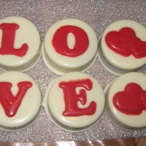 Chocolate covered sandwich cookies valentine wedding love design with hearts image 2